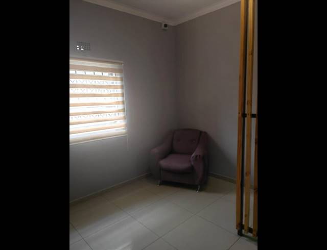 5 BEDROOM HOUSE FOR SALE IN RIVERSIDE VIEW EXT 35